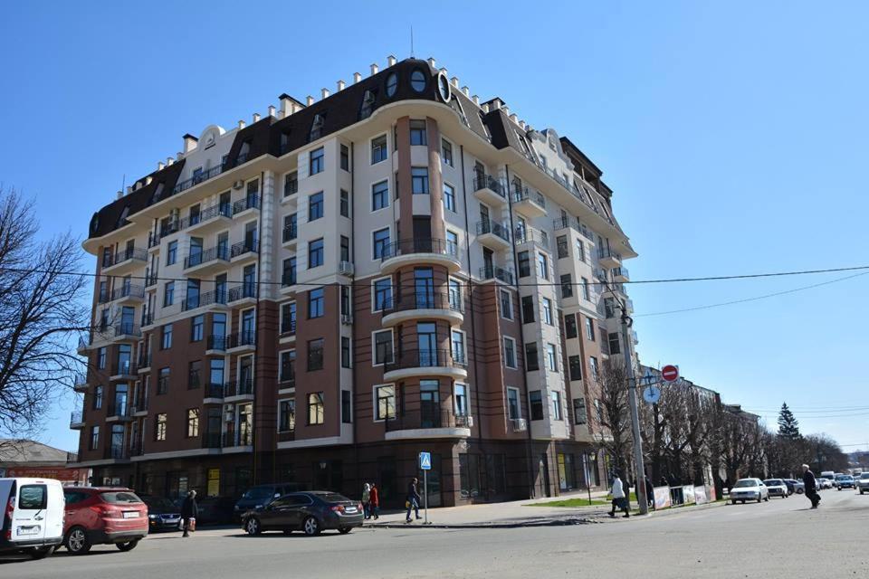 Апартаменты Центр Uman Square Apartment Екстериор снимка